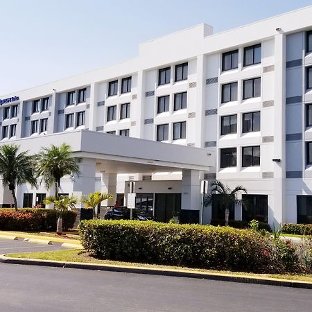 Holiday Inn Express Hotel & Suites Miami - Hialeah By Ihg מראה חיצוני תמונה
