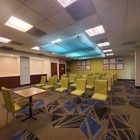 Holiday Inn Express Hotel & Suites Miami - Hialeah By Ihg מראה חיצוני תמונה
