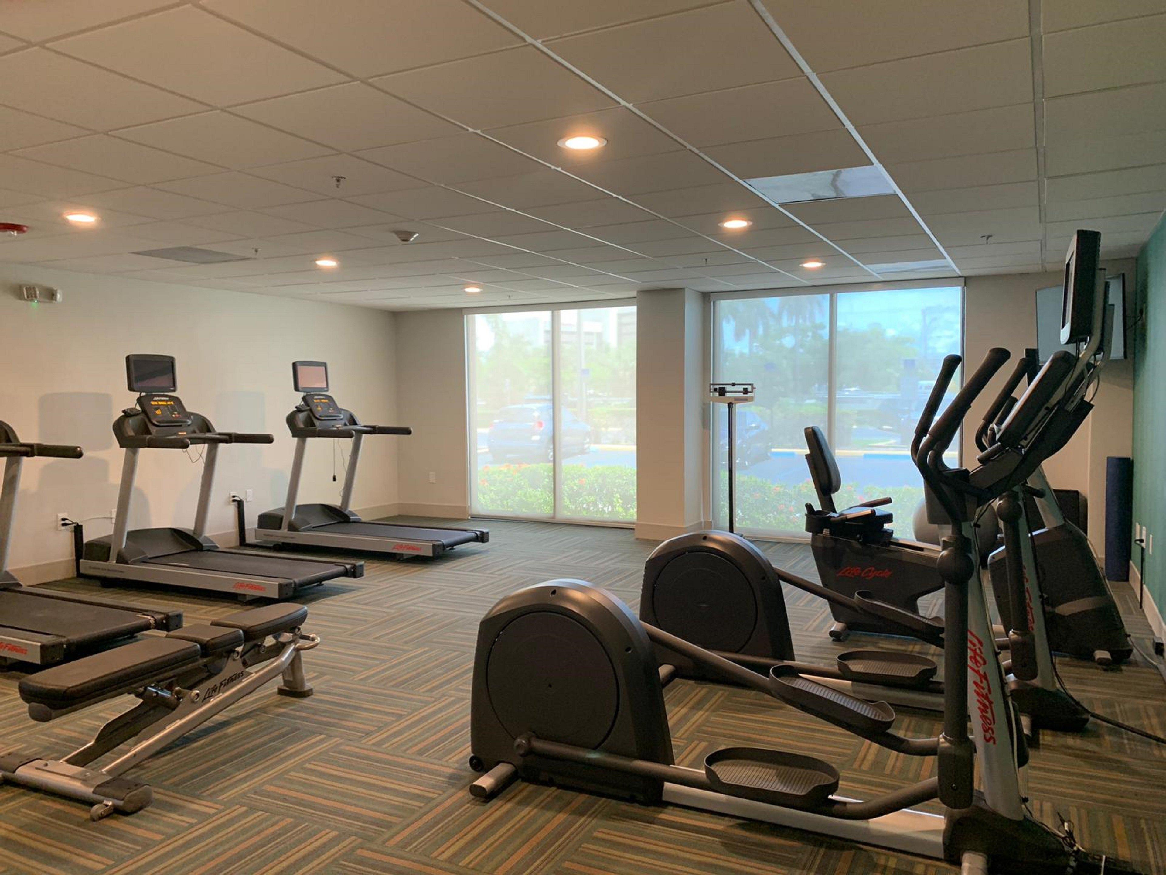 Holiday Inn Express Hotel & Suites Miami - Hialeah By Ihg מראה חיצוני תמונה