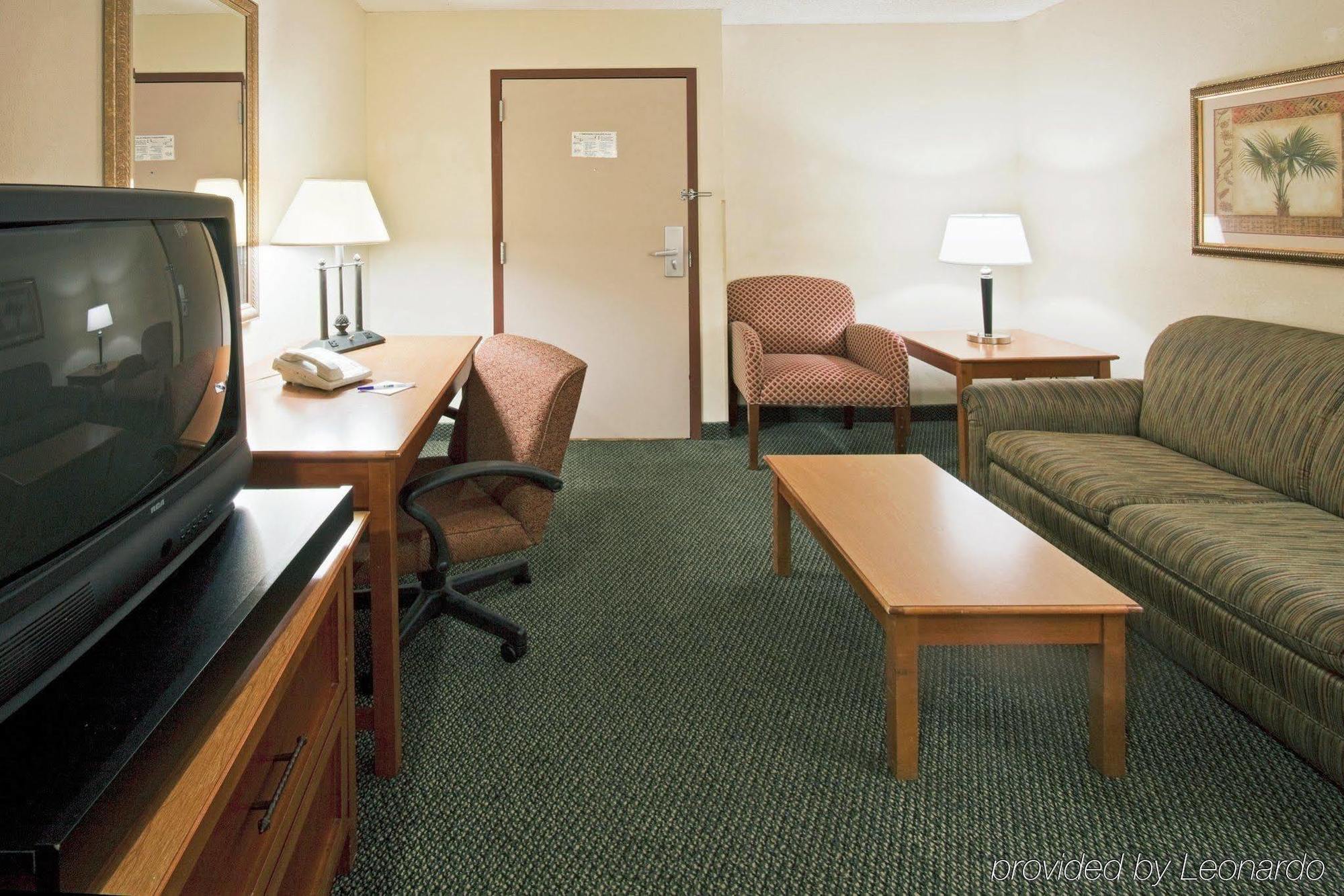 Holiday Inn Express Hotel & Suites Miami - Hialeah By Ihg מראה חיצוני תמונה