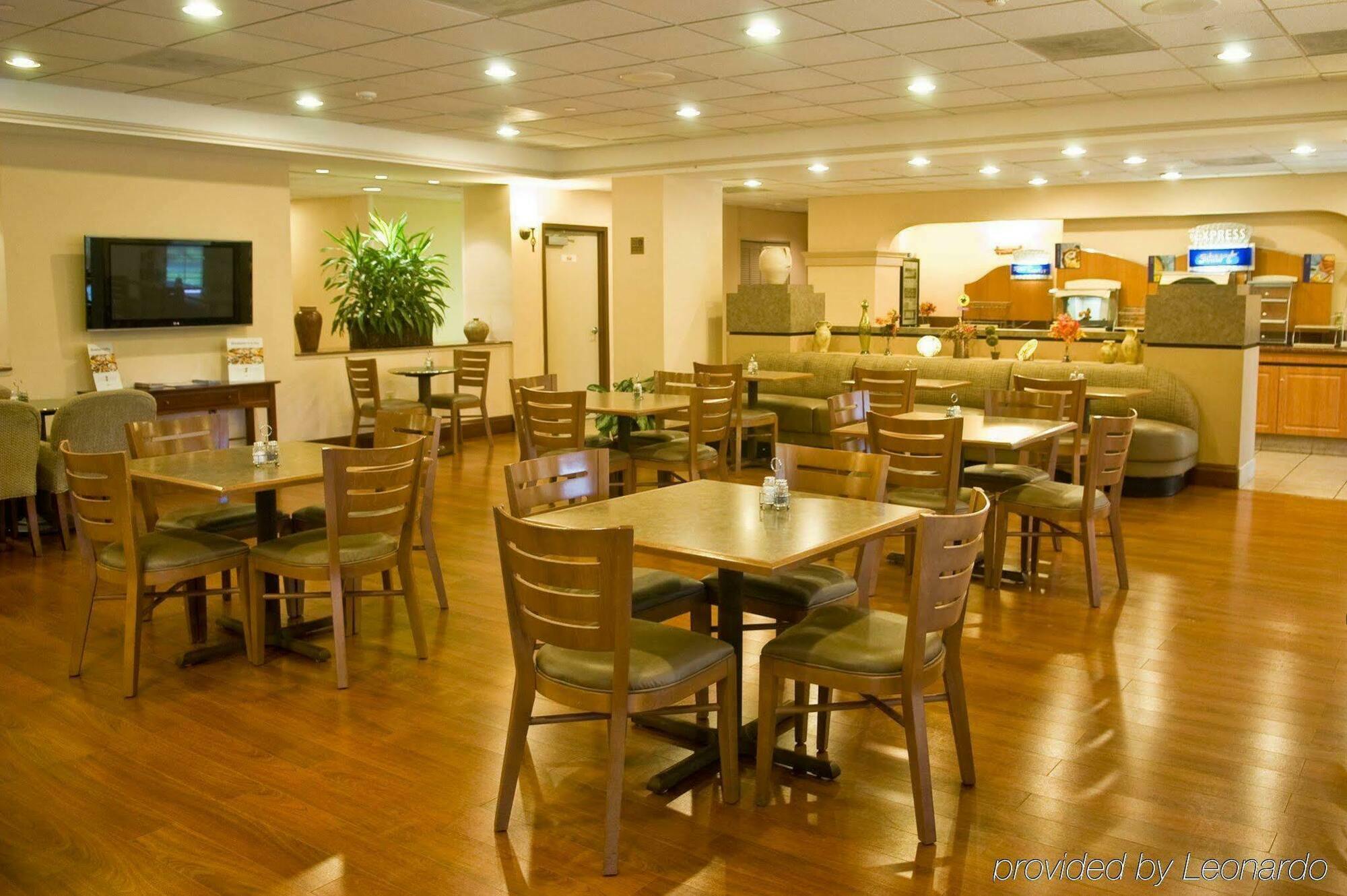 Holiday Inn Express Hotel & Suites Miami - Hialeah By Ihg מראה חיצוני תמונה